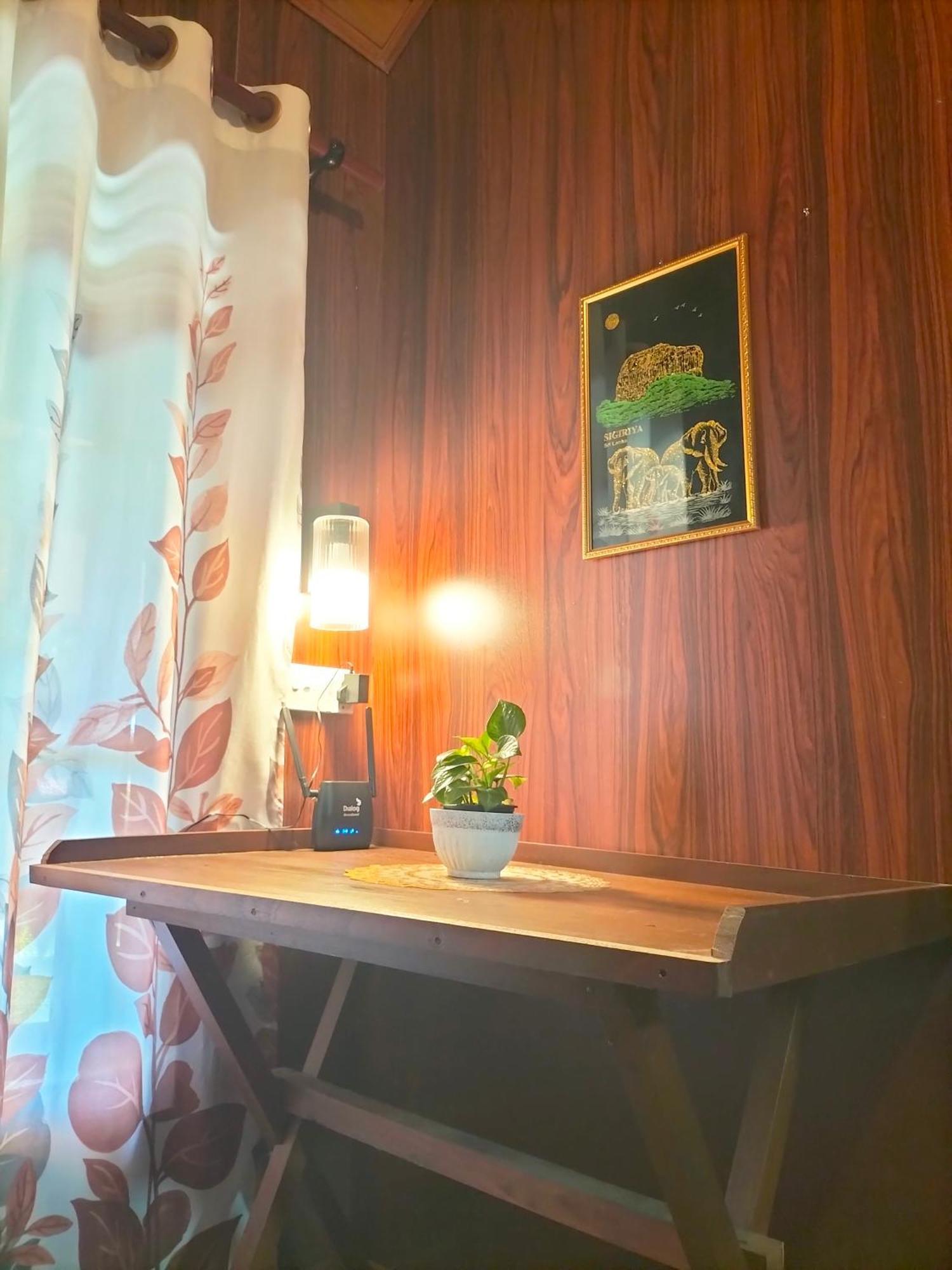 디크웰라 Blue Ocean Tree House Hiriketiya 빌라 외부 사진